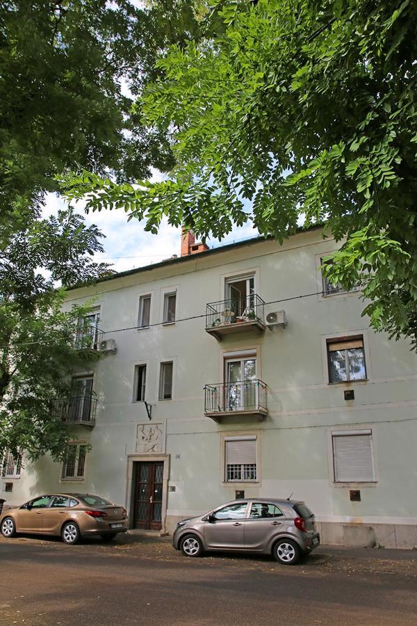 Tiare Lux Apartment Szeged Exterior photo